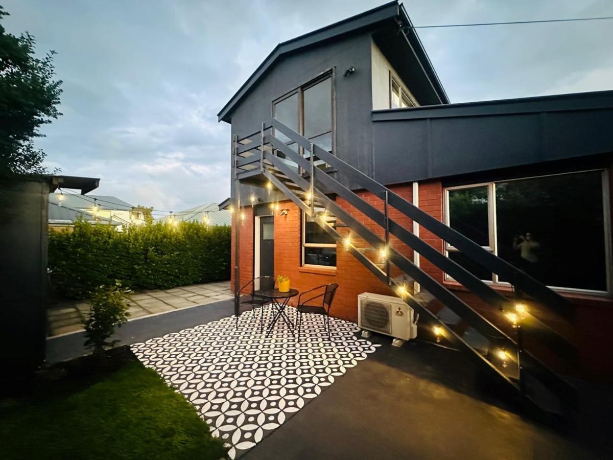 2 Bed Beckenham Beauty - Pet Friendly Villa Christchurch Exteriör bild